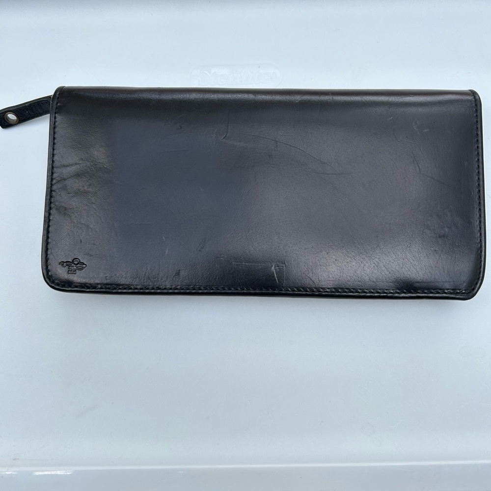 Cole Haan zip around black continental wallet